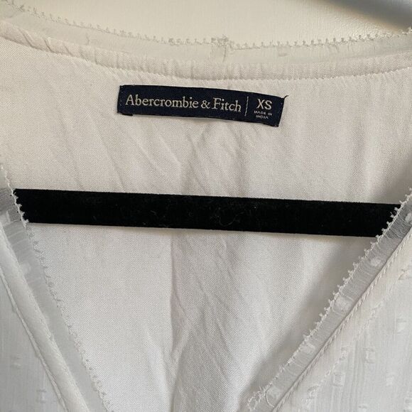 Abercrombie & Fitch Faux wrap tie waist short sleeve top XS - Picture 6 of 9